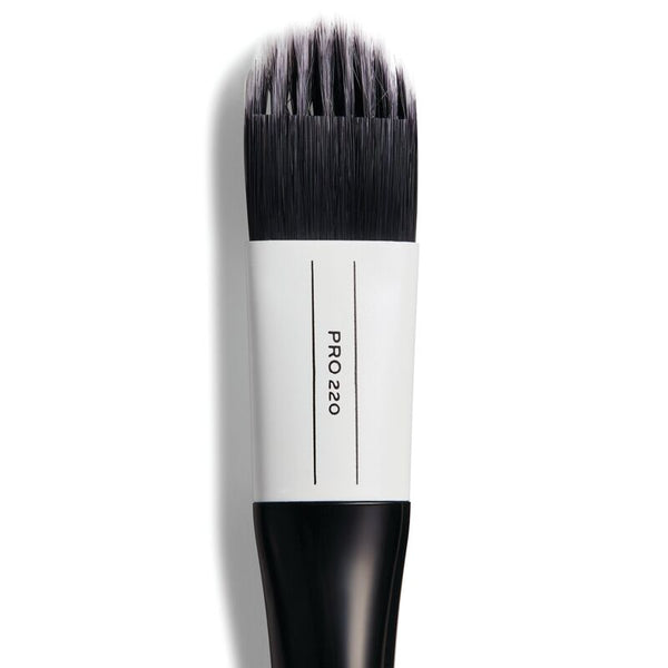 220 Medium Feathered Flat Brush